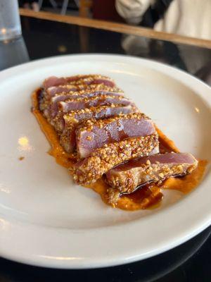 Nutty tuna appetizer