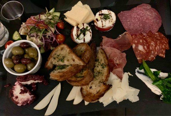 Ploughman Platter