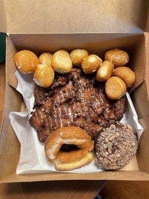 Old fashioned, Apple fritter, donut holes, and toffee Nutella :)