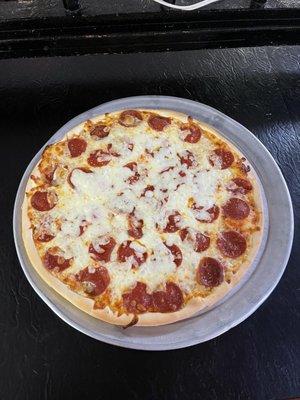 Large pepperoni extra cheese pizza