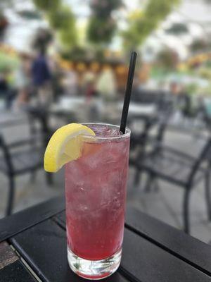 Summer breeze espresso Rose Gin, raspberry fruitful, lemon juice and club soda.