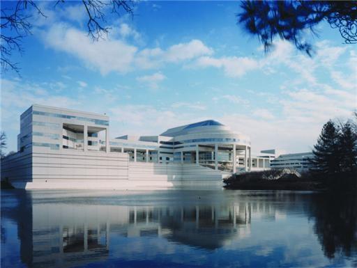 800 Westchester Avenue office complex in Rye Brook, NY.