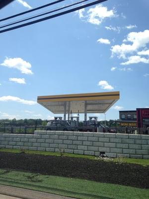 Prestige Car Wash of Canton -- 925 Turnpike Street / Route 138, Canton                 Gas Station