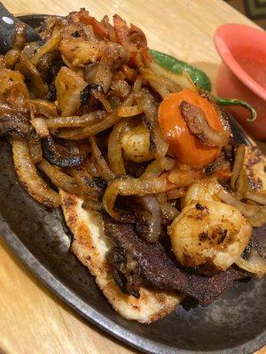 El Cerro Special Shrimp Chicken Steak