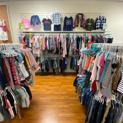 Children's clothing items