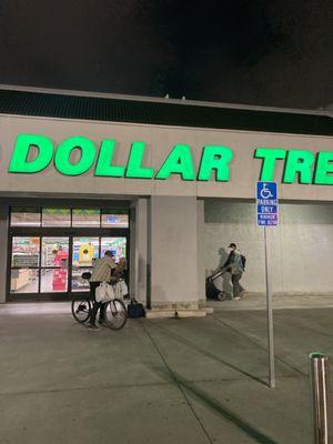 Dollar tree