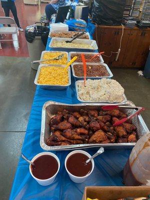 Burn out catered our 30 year reunion today. The food was amazing!!! If you haven't eaten there, you should!