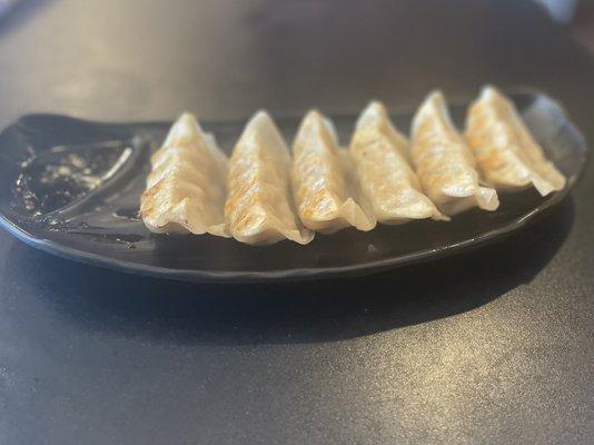 Pot stickers