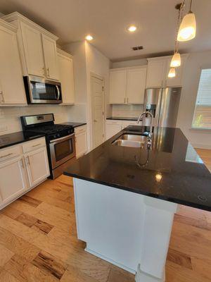 Pristine Kitchen after move out cleaning