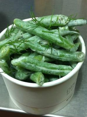 Green beans w/ dill, creme fraiche & shallots. Yum!