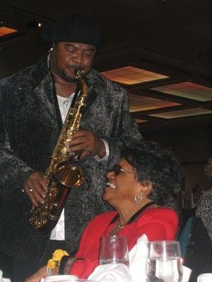 2008 Senior Prom sax player serenades Amerline