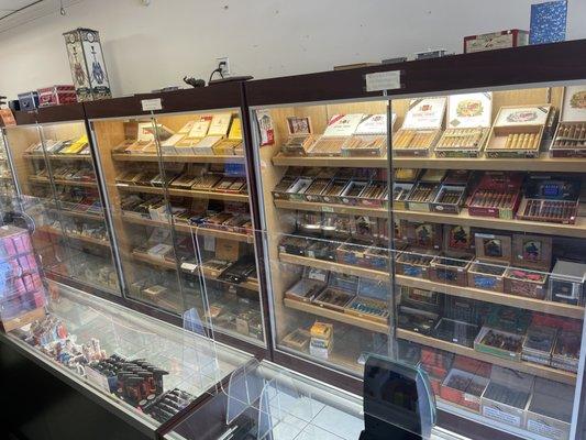 Huge selection of Cigars and cigar accessories