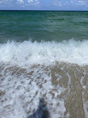 Beach waves