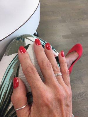 A very nice mani by Alice