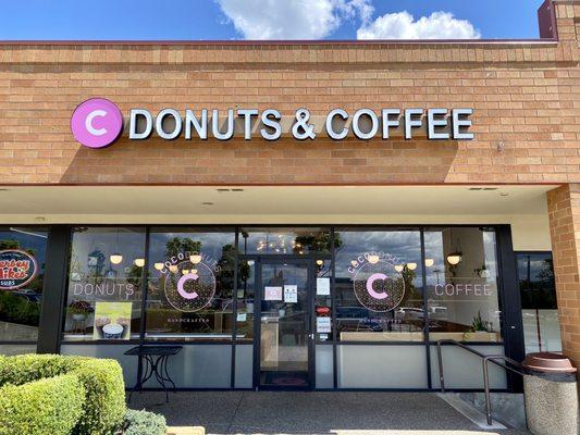 Coco Donuts Storefront and Entrance