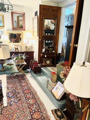 Black Squirrel Antiques