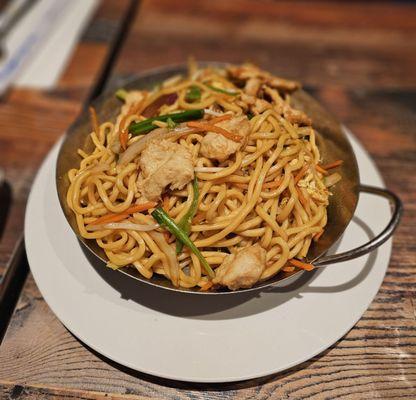 Teriyaki Lo Mein with Chicken