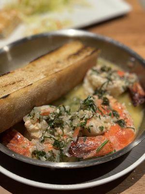 Jumbo Shrimp Scampi