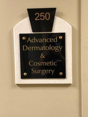 Welcome to Advanced Dermatology!