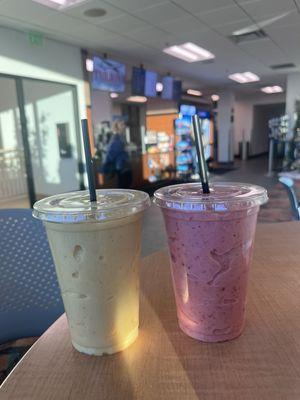 (L to R) peach mango smoothie with apple juice and strawberry banana with apple juice )can substitute the fruit juice with almond milk).