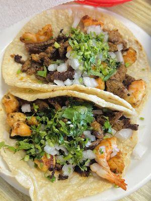 Mar y Tierra Tacos