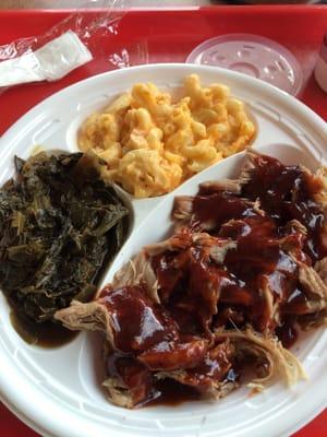 Pulled pork plate with Mac n cheese and collards