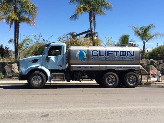 Home water delivery.  Clifton water trucking.