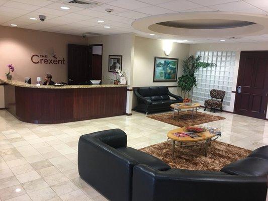 Front desk and waiting area of the Crexent Business Center, where Ohana Therapy Center is located.