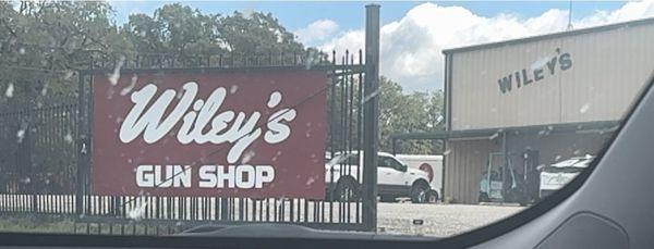 Wiley's Gun Shop