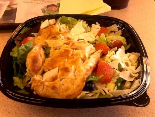 Almond berry chicken salad