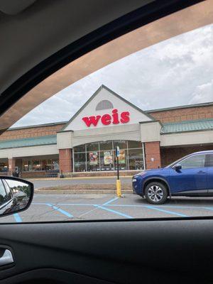 Weis Markets