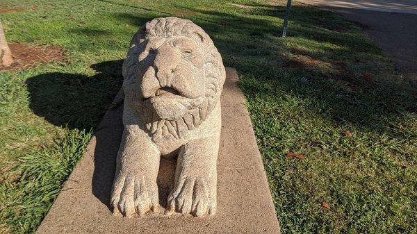 Lion statue.