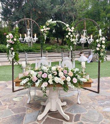 Sweetheart table