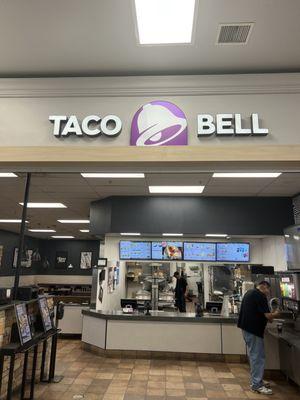 Taco Bell inside