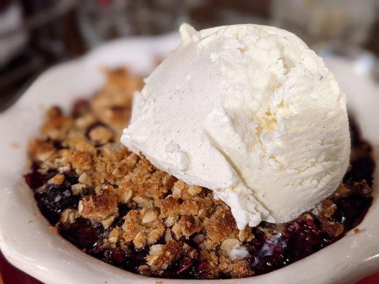 Blueberry crisp