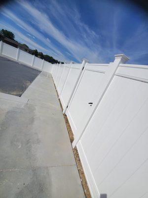 Privacy Vinyl Fencing