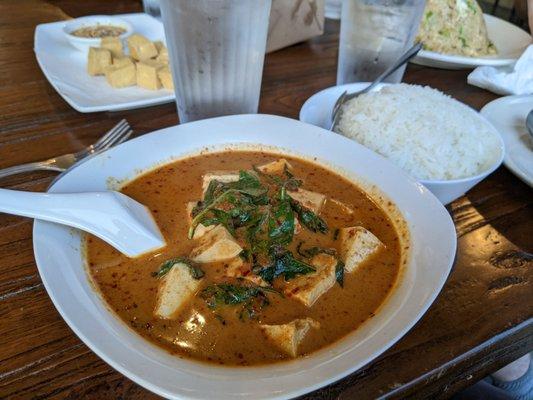 Panang curry tofu