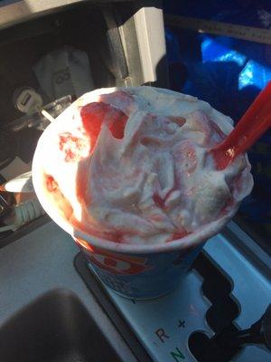 Strawberry cheese quake blizzard