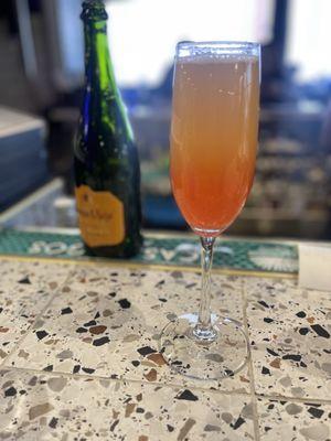 Strawberry lemonade mimosa