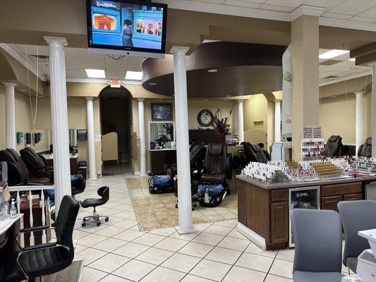 Inside, pedicure area