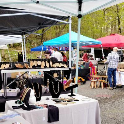 Outdoor Artisan Market at one of our Artisan Festivals!