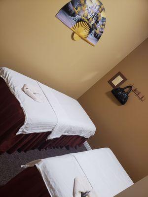 Very classy massage rooms for extremely reasonable prices. Check in on Yelp and save $5.