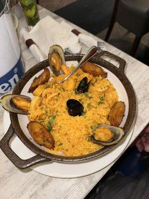 Paella de marisco