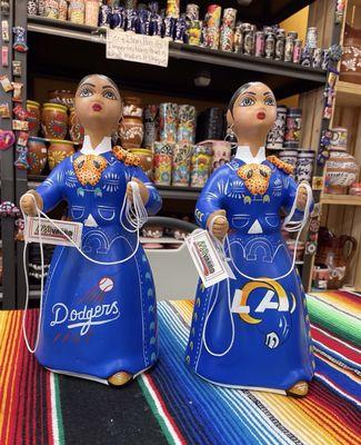 And there is the Rams Lupita I bought. It made me so happy. Go Rams! Horns up! I think I need to get the Dodger one as well.