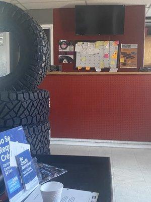 Balo's Tire Shop