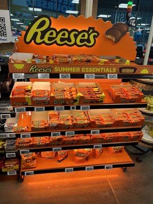 6/17/23 Reese's Display