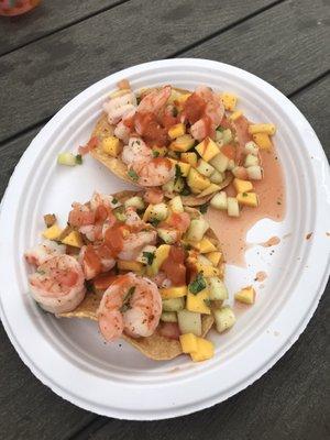 Shrimp with mango tostadas. Are delicious!