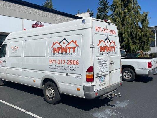 Digitally Printed Contour Cut Vehicle Graphics