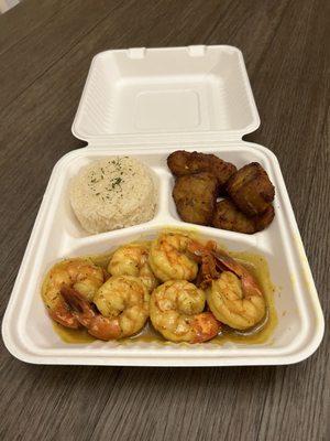 Curry Shrimp with White Rice and Fried Plantains.