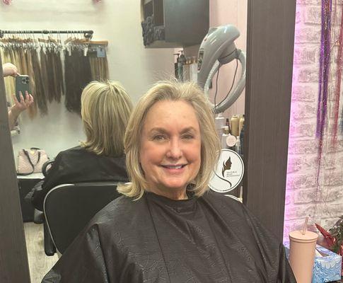 My newest style yesterday - Mary highlighted & cut off a lot of hair with a great blowdry. I love my new look!